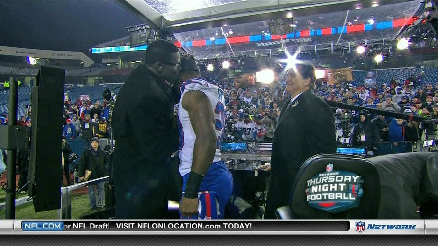 Michael Irvin Brought Out The PDA For Bills Running Back C.J. Spiller