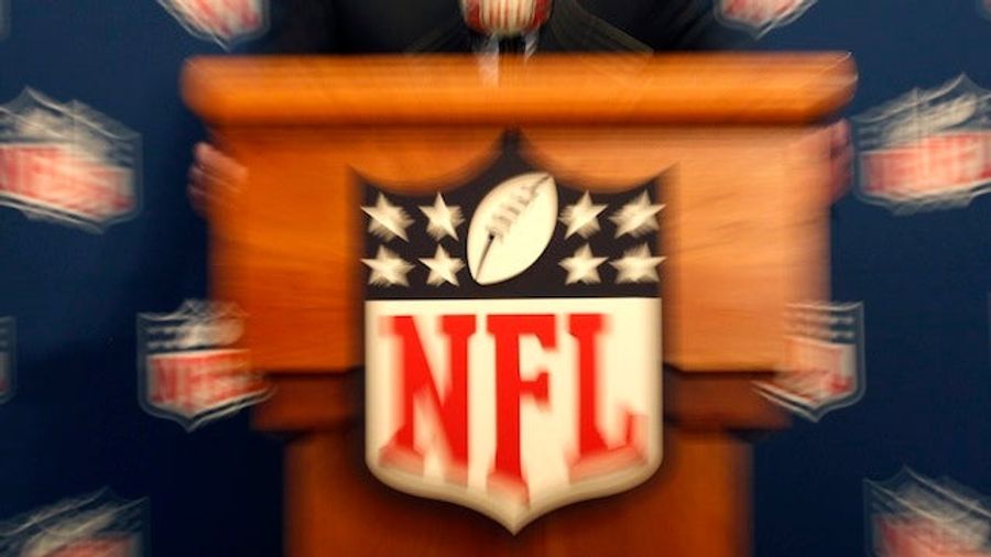 Which NFL Pundits Have Made The Worst Predictions So Far This Year? Grading ESPN, CBS, And Yahoo