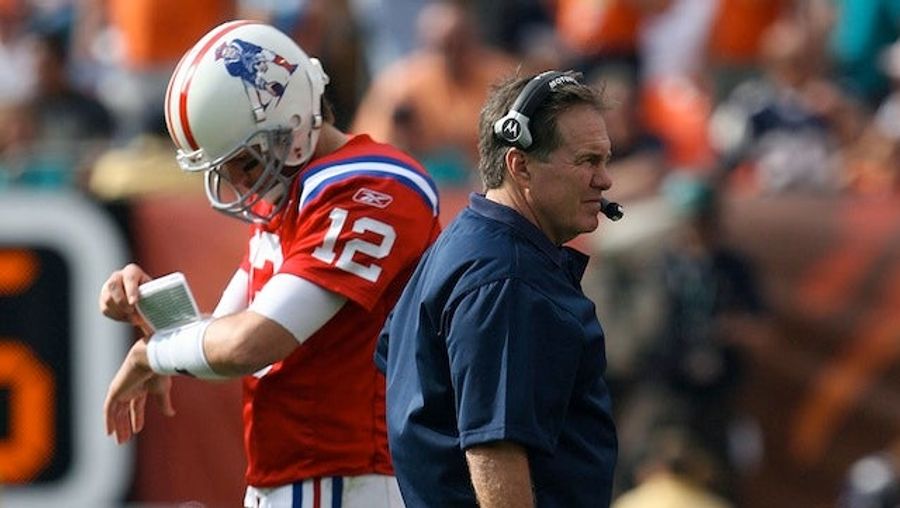 Tom Brady, Bill Belichick, And The Genius Of The Patriots' No-Huddle Offense