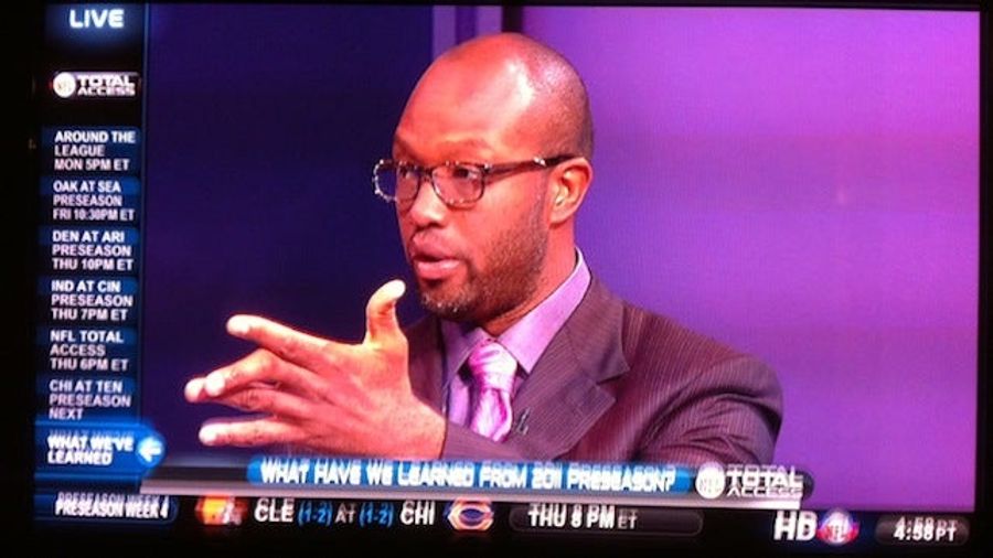 Gaah! Torry Holt's Finger Will Haunt Your Dreams