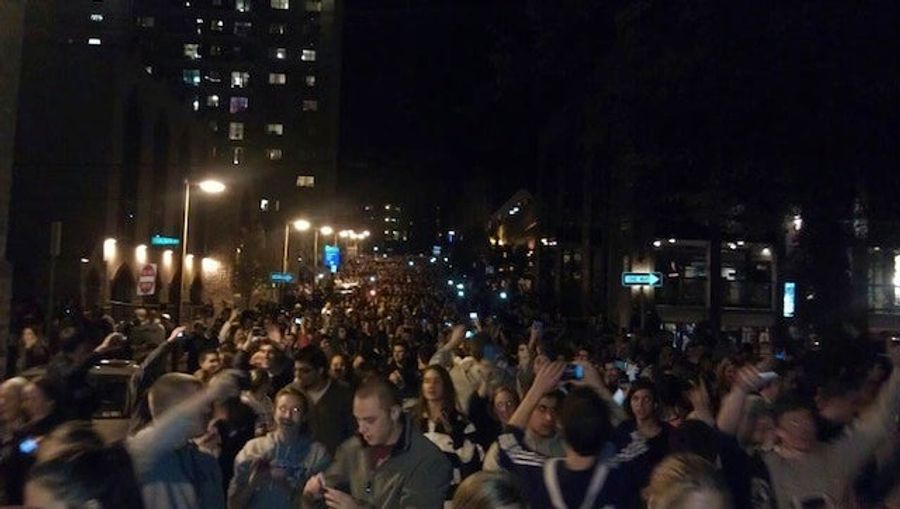 Penn State Students Rally In Support Of Incompetent, Morally Complicit Old Relic