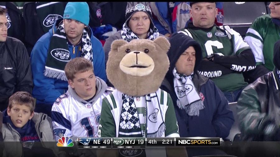 Last Night&#39;s NFL Broadcast Featured A Lot Of Jets Fans Who Were Pissed Off, Ridiculously Dressed, Or Both