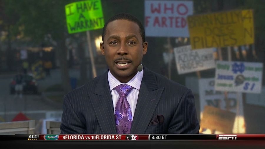 "Coach Lame Kitten": Your Roundup Of The Best Signs Behind The <em>College GameDay</em> Crew