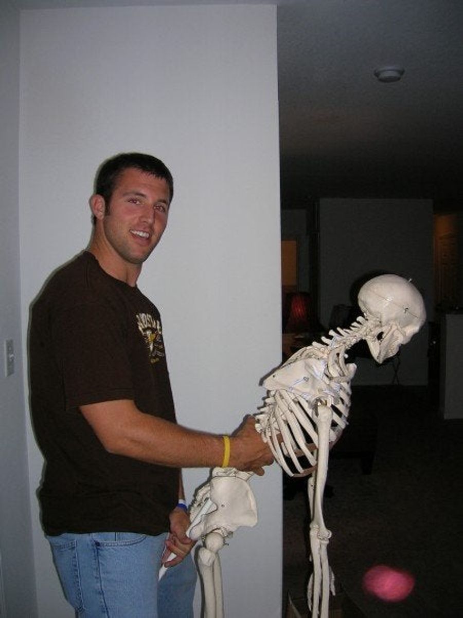 Tyler Thigpen Will Guide The Chiefs To Victory Right After He Finishes Making Gentle Back Door Love To This Skeleton