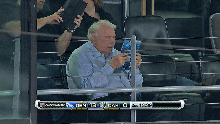 <em>Madden 13</em> Is So Complex, Even John Madden Reads The Strategy Guide