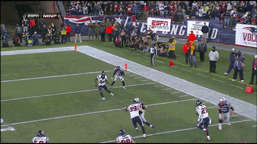 Even Danny Woodhead's Butterfingers Can't Stop New England From Scoring: Patriots-Texans In Four GIFs