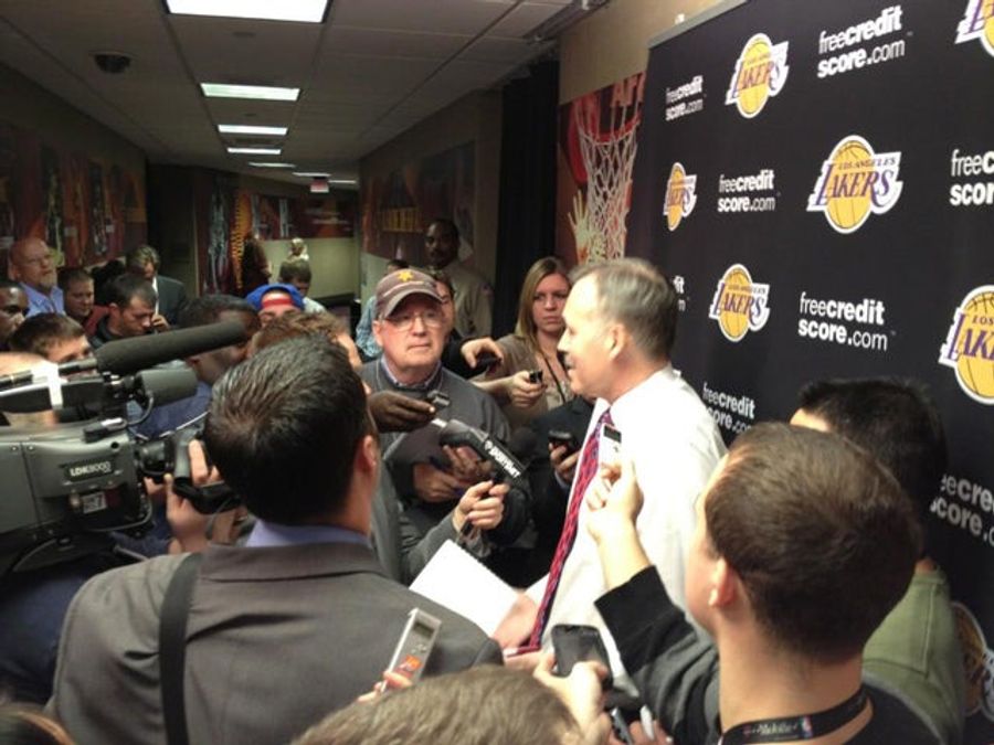 The Only Thing Mike D'Antoni Detests More Than His Team's Play Is T.J. Simers' Questions