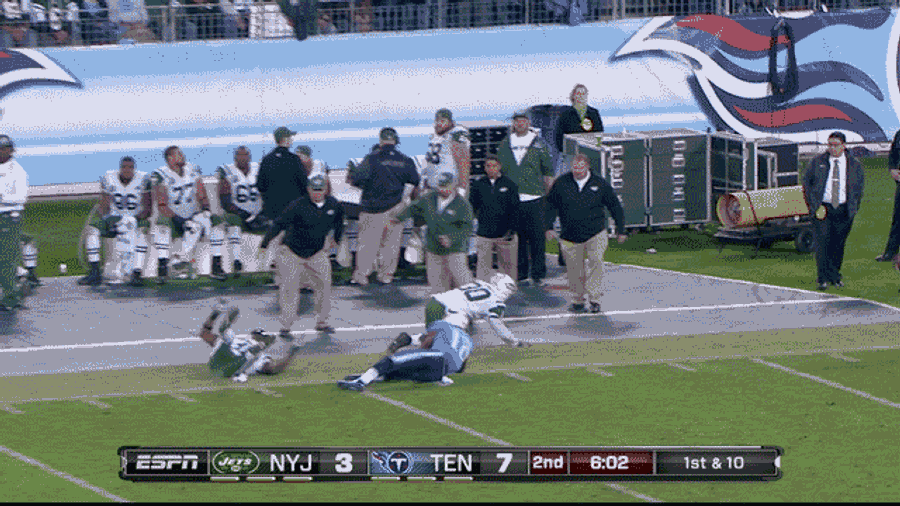 &quot;It&#39;s Hard To Watch An NFL Team Struggle With The Most Basic Concept&quot;: Jets-Titans, In Three GIFs