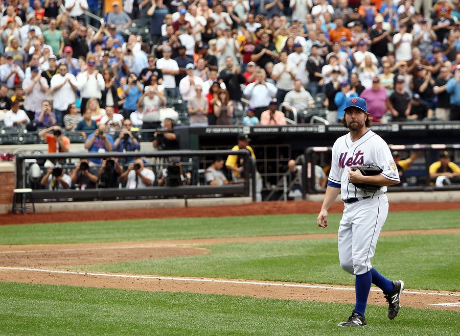 Here's R.A Dickey's Farewell Letter, In Case Any Mets Fans Were In The Mood For A Good Cry