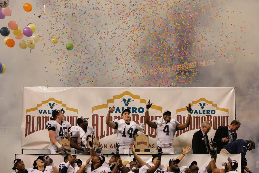 Your Crappy College Bowl Game Schedule And Open Thread