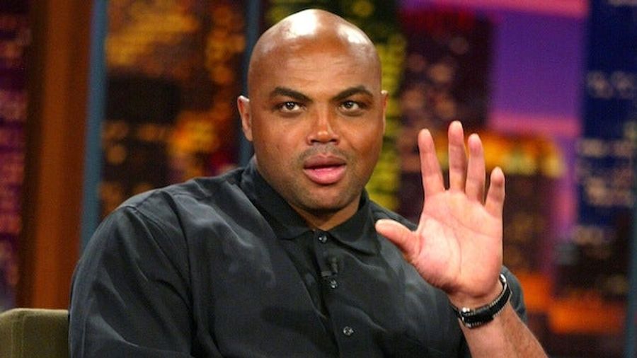 Charles Barkley Randomly Showed Up On The Phoenix ABC Local News And Attempted To Do The Weather Report