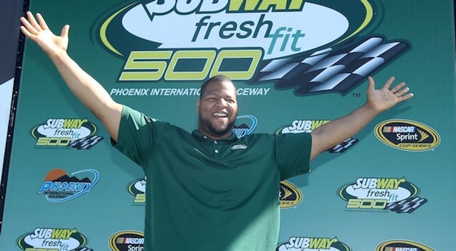 Louie Anderson Nearly Drowns In The Most Pathetic Way Possible, Is Saved By Ndamukong Suh