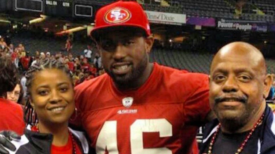 49ers Tight End Delanie Walker's Aunt And Uncle Were Killed By A Drunk Driver The Morning After The Super Bowl