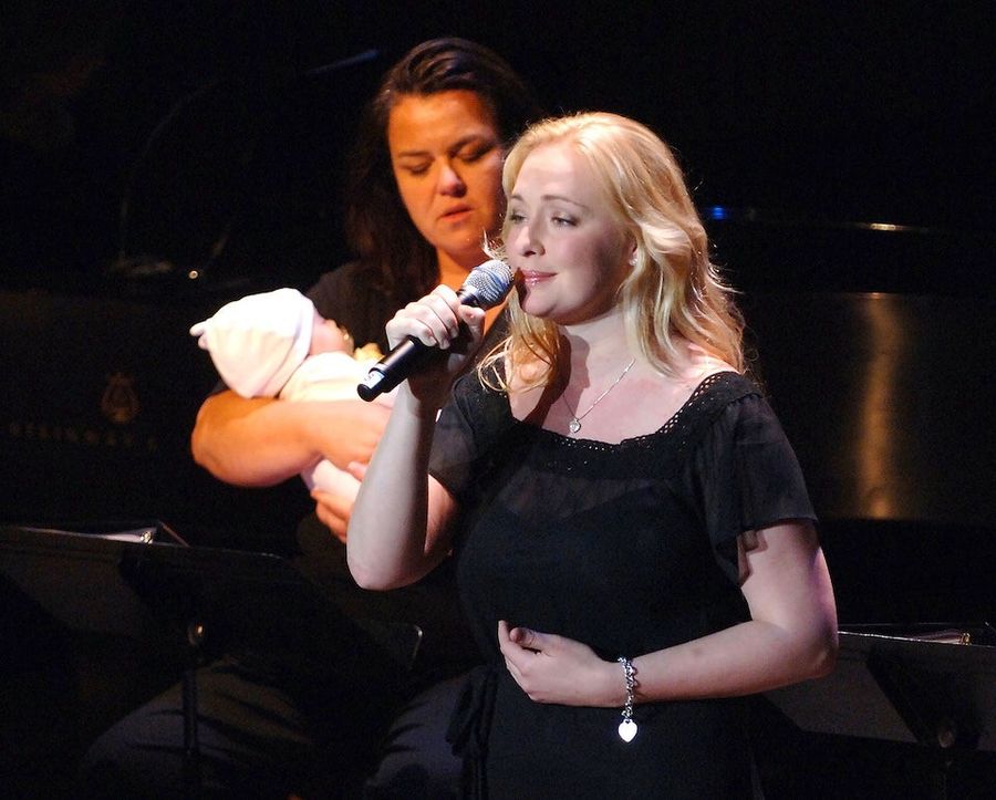 Reports: Former Roger Clemens Mistress Mindy McCready Commits Suicide