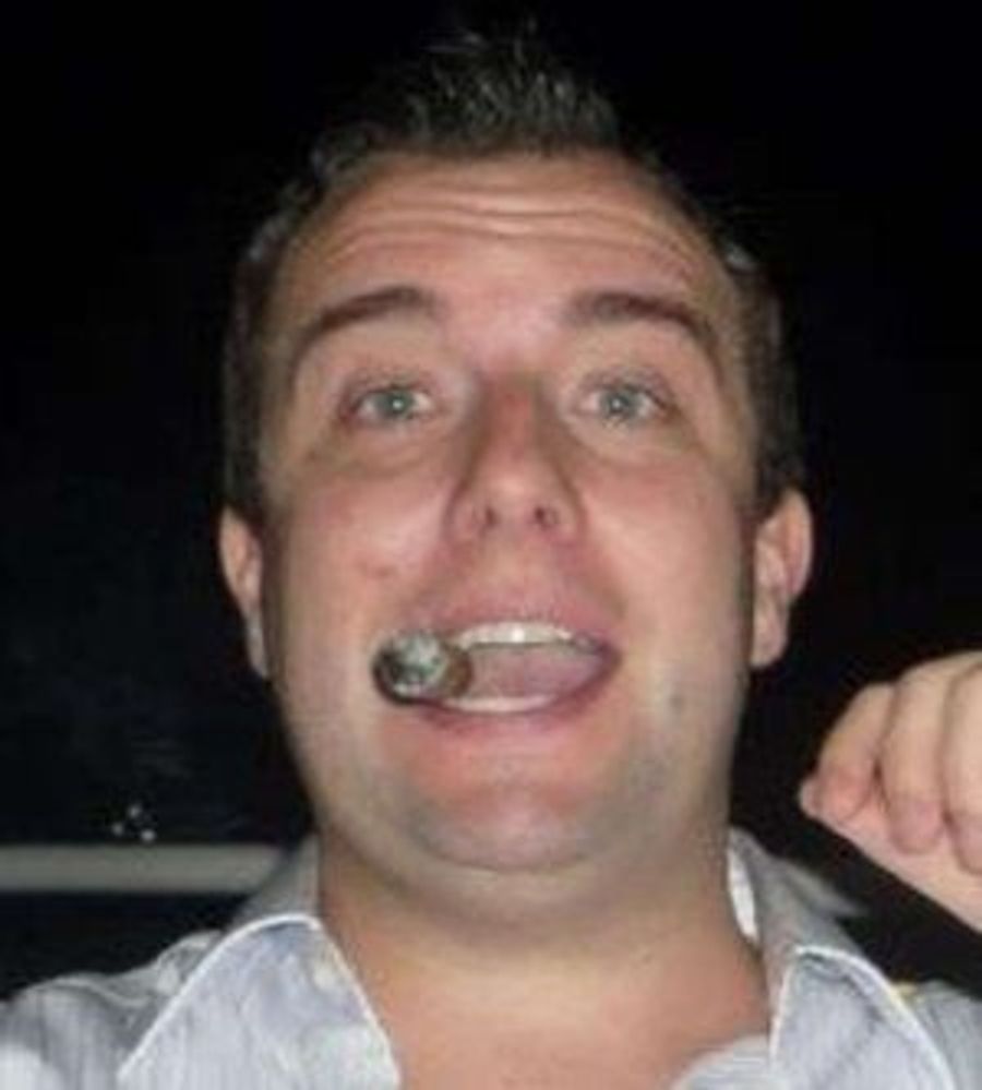 Unknown Philly Sports Radio Guy Pulls Celebrity Card, Punches Cab Driver To Avoid $5 Fare