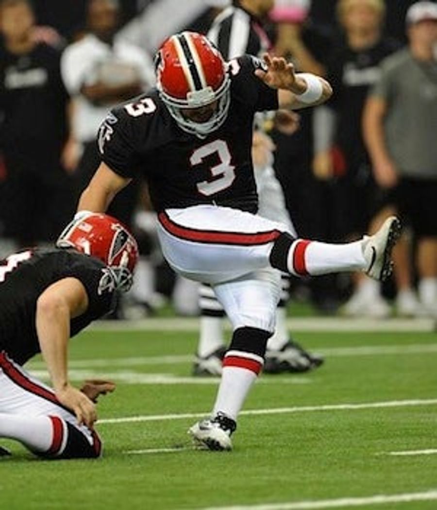 Matt Bryant Had His $3,000 Golf Clubs Stolen By His Chinese Food Deliveryman