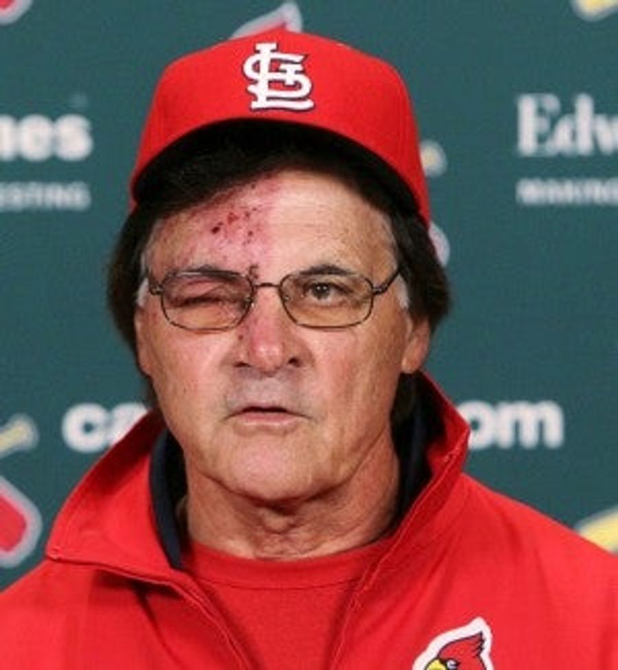 Tony La Russa Doesn't Like The Way Brewers Fans Heckle Him