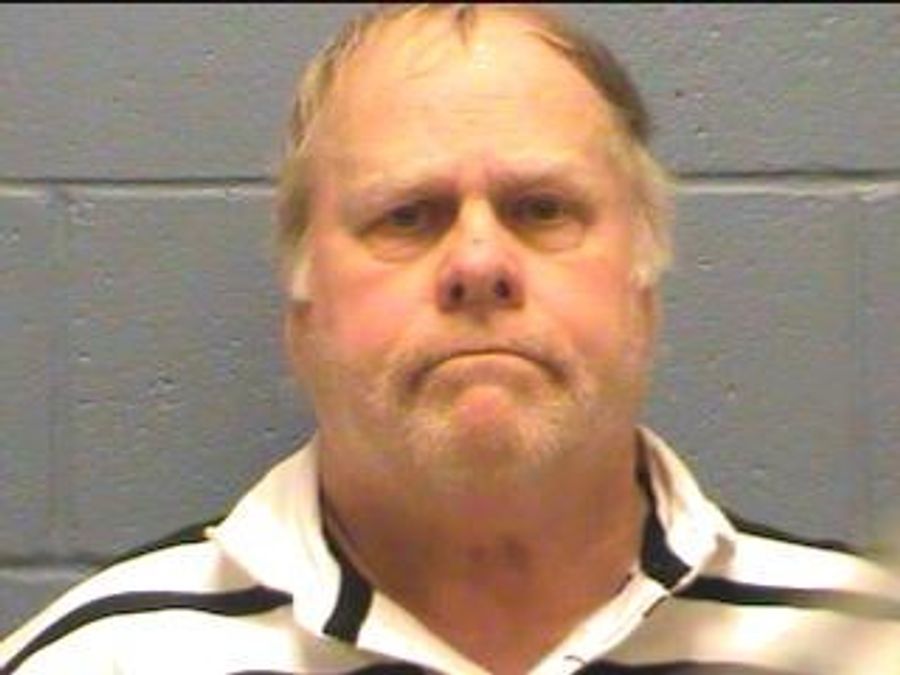 Tree-Poisoner's Lawyer Wants Off The Case Because He's An Auburn Fan