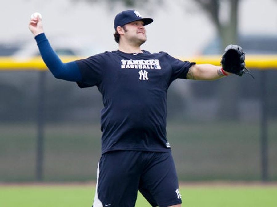 CC Sabathia Lost Weight, But Don't Worry: Joba Chamberlain Found It