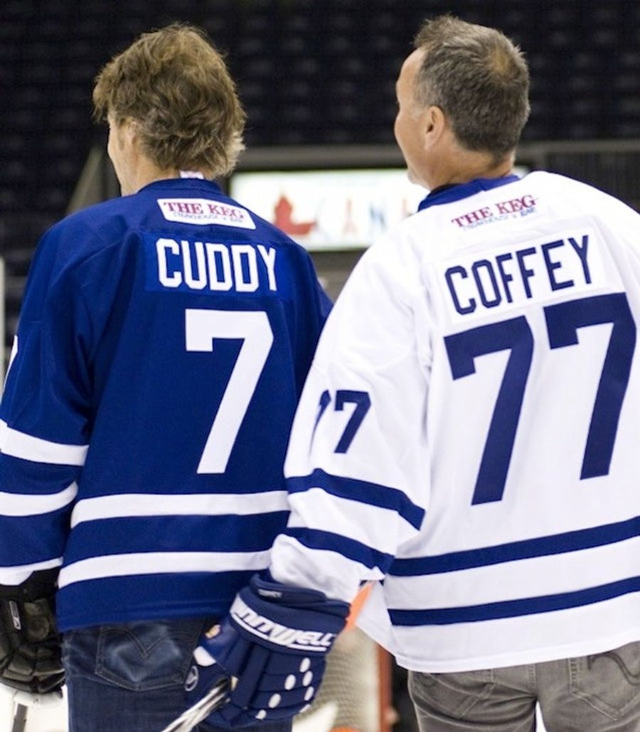 NHL Hall-Of-Famer Gets A Little Handsy