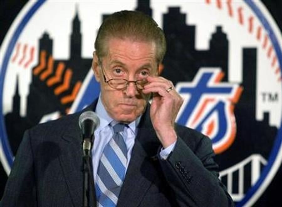 Mets Excel At Ponzi Schemes, Nothing Else