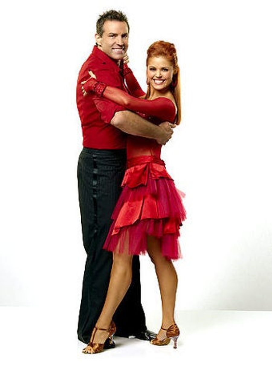 Did You Know Kurt Warner Is On A TV Show Now? Because Kurt Warner Is On A TV Show Now