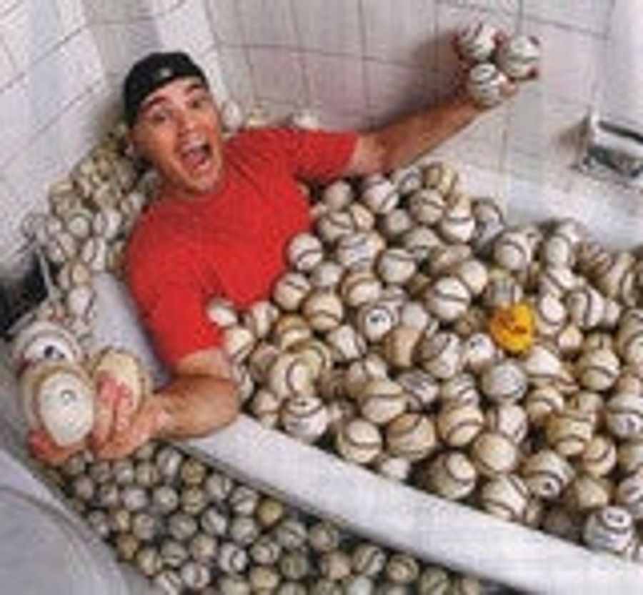 Did Ballhound Zack Hample Muscle Out a Kid For a Souvenir?