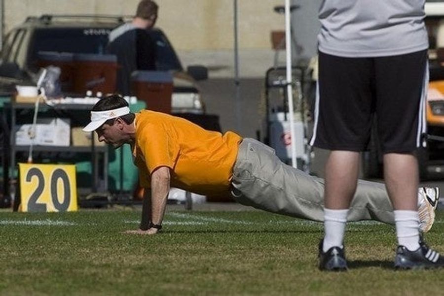 Tennessee Football Team Doesn't Know How To Properly Bathe