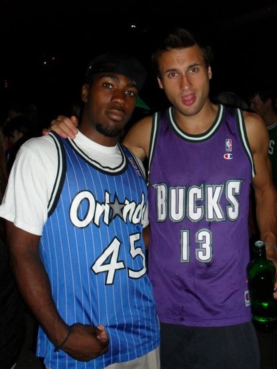 Look At These Fucking Hoopsters: &quot;Bo Outlaw&quot; And &quot;Glenn Robinson&quot; Hit Up A Harvard Party