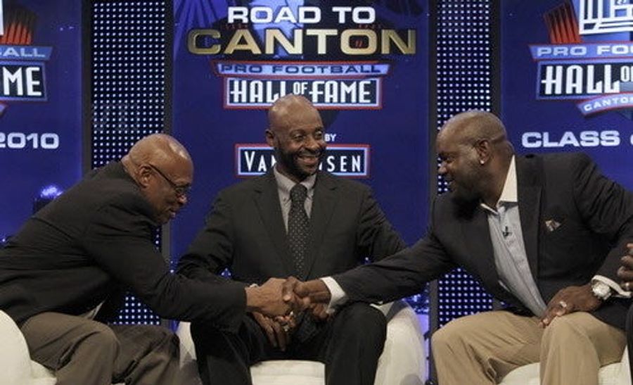 Bowlegged Floyd Little Gets to Canton