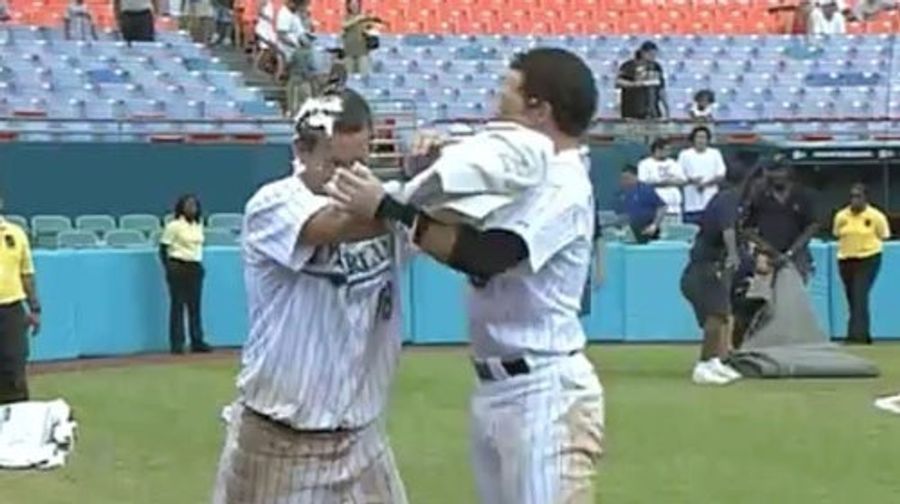 Our First Pie-Related Injury Of The Season Not Involving Prince Fielder