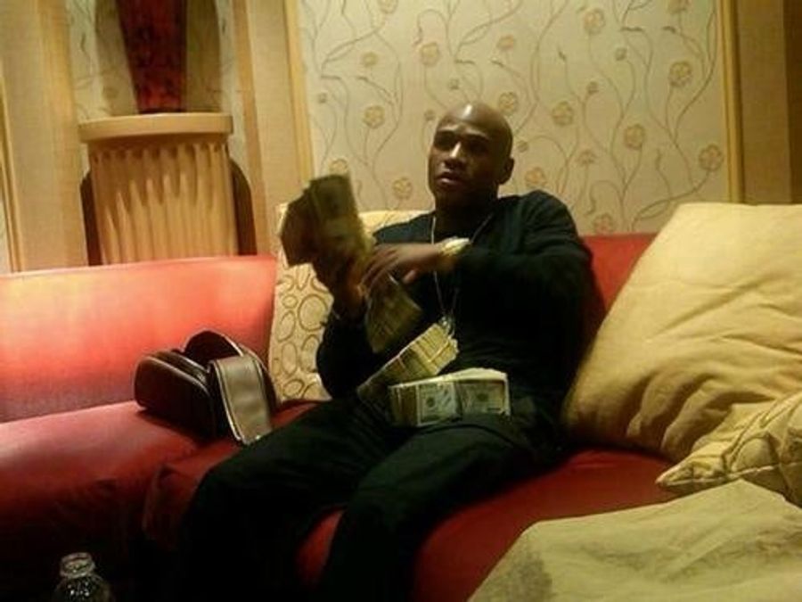 They Don't Call Floyd Mayweather "Money" For Nothing