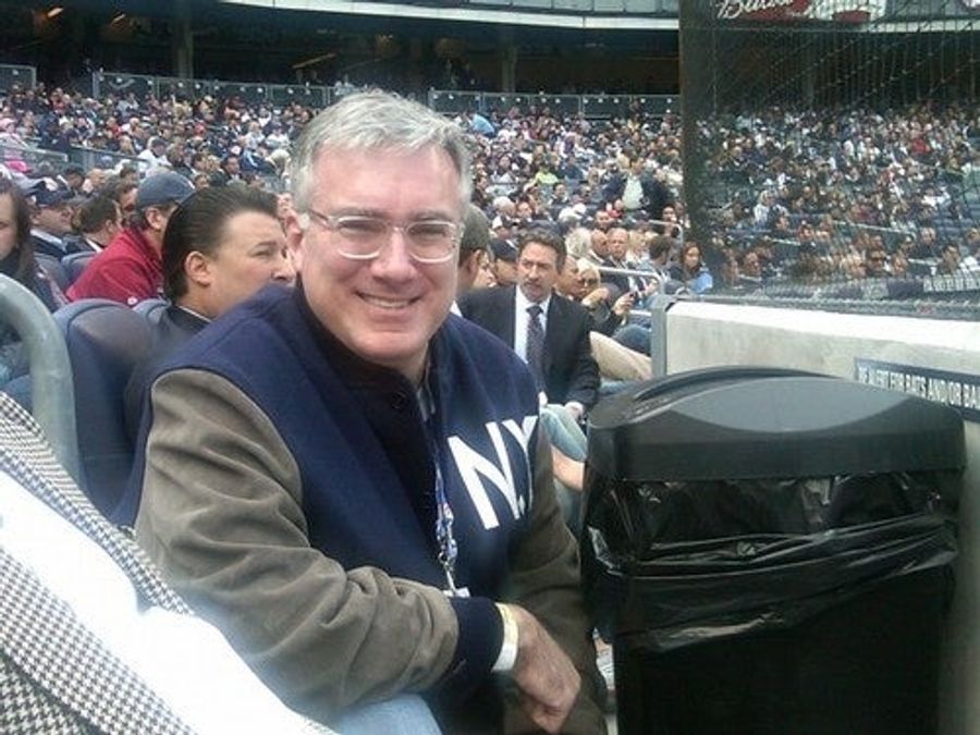 Martha Stewart And Keith Olbermann Make Nice