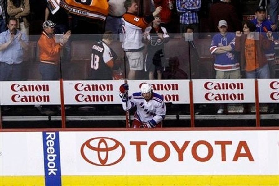 The Rangers Are Oh So Alone....