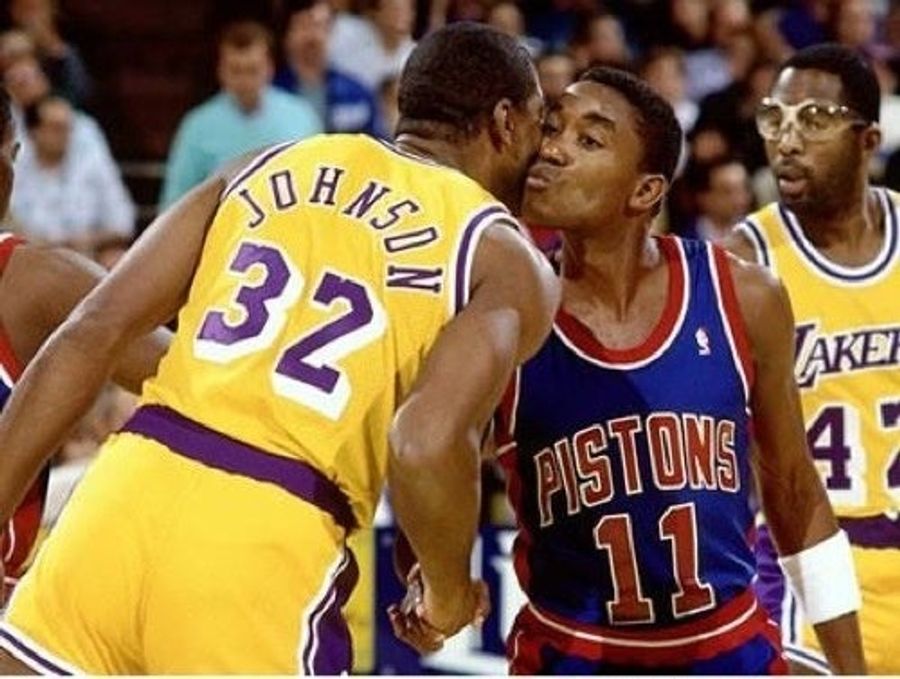 Basketball Players Should Touch Each Other More Often, Science Urges