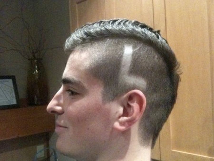 Lindsey Vonn's Brother Shows Support With Idiotic Haircut