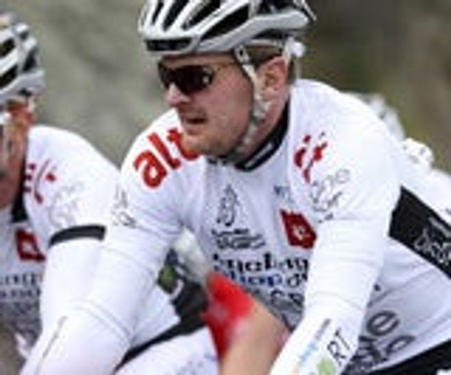 Floyd Landis Wanted For Computer Hacking. Really.