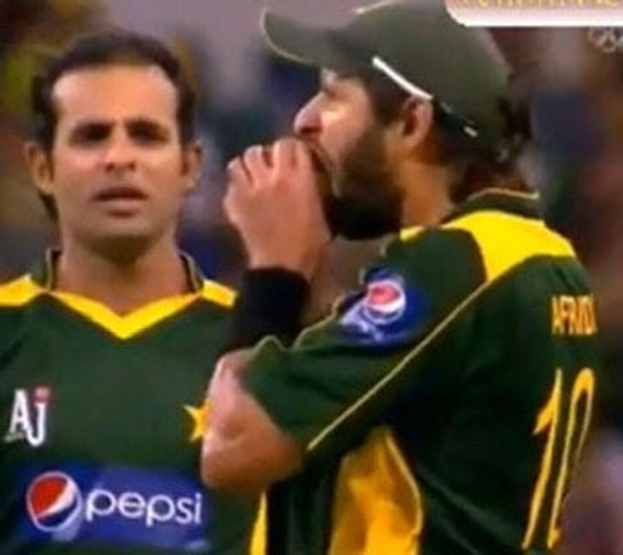 Ball-Biting Incident Rocks Cricket To Its Juicy Core