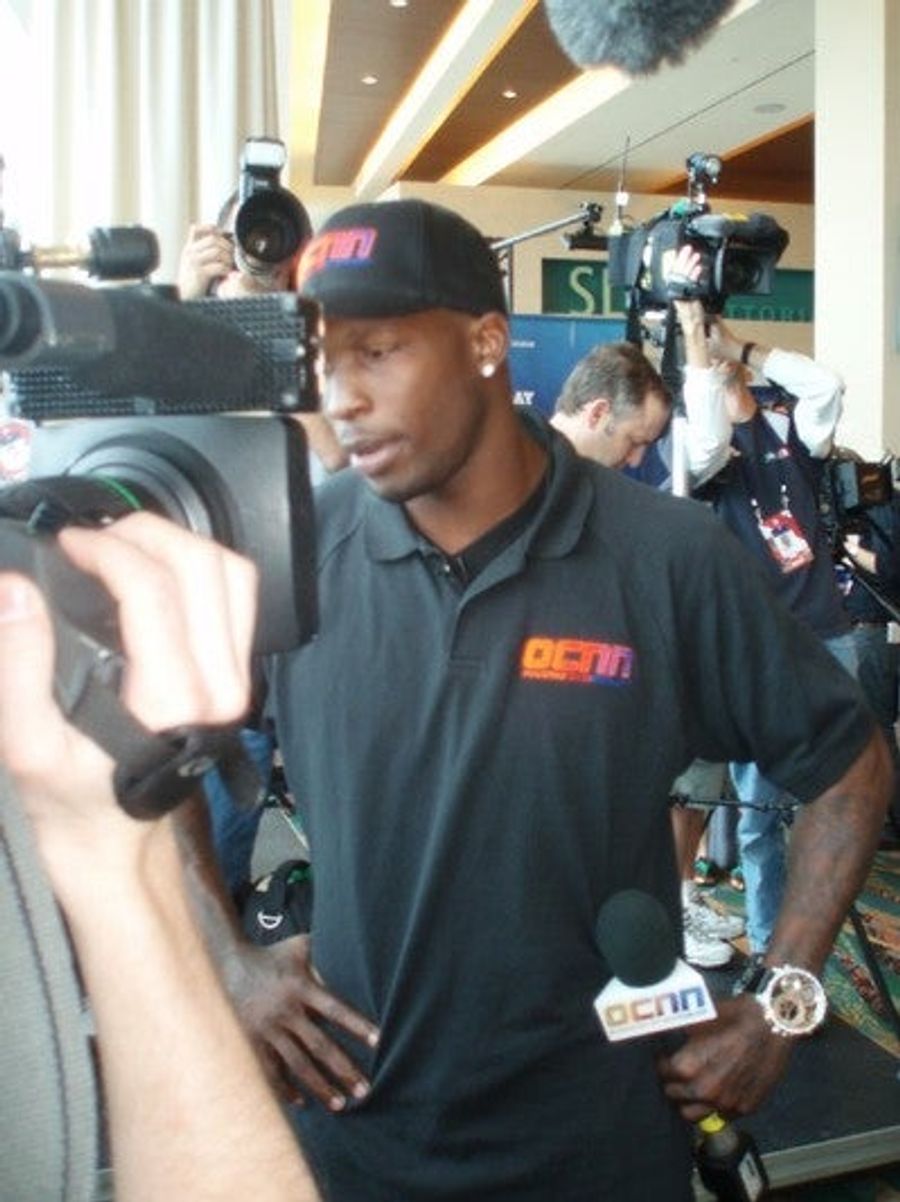 Look Out ESPN: The Ocho Cinco News Network Is On The Air