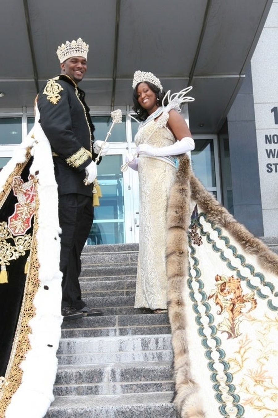 JaMarcus Russell Is The King Of Mardi Gras