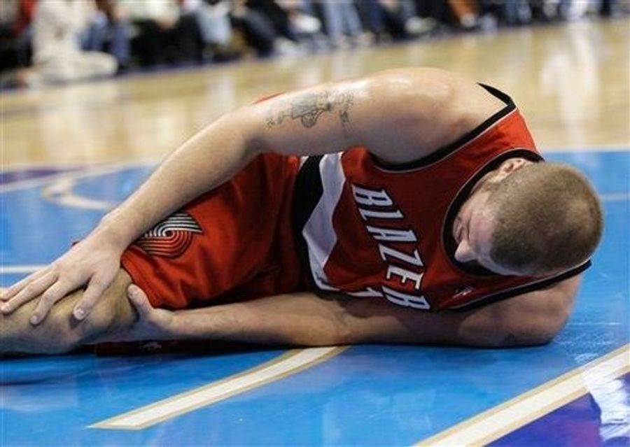 Who Knew Greg Oden&#39;s Magical Exploding Kneecap Was Contagious?