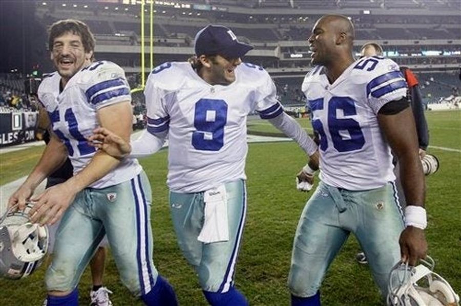 Tony Romo Wins The Weekend