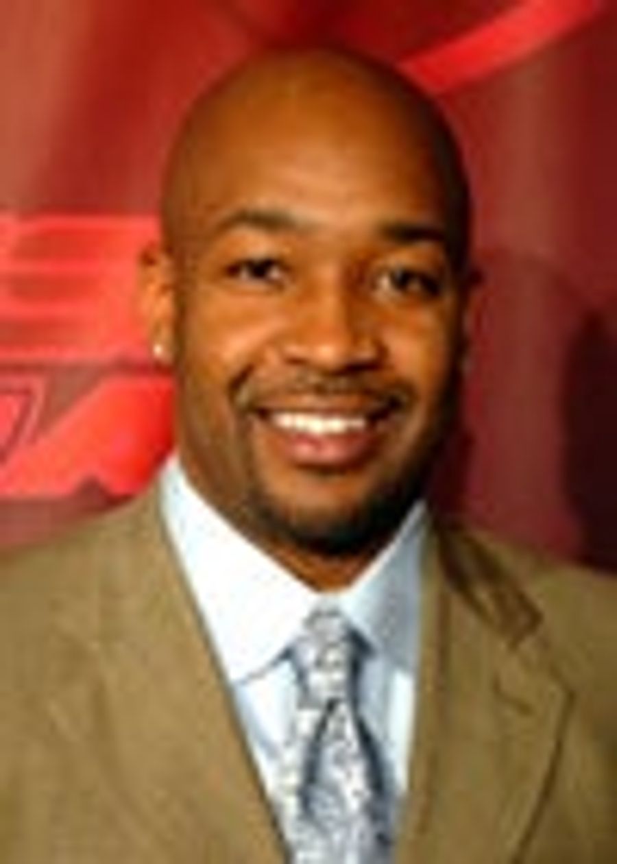 Football-Talking Person Shaun King &quot;Let Go&quot; By Tumultuous Company In Bristol