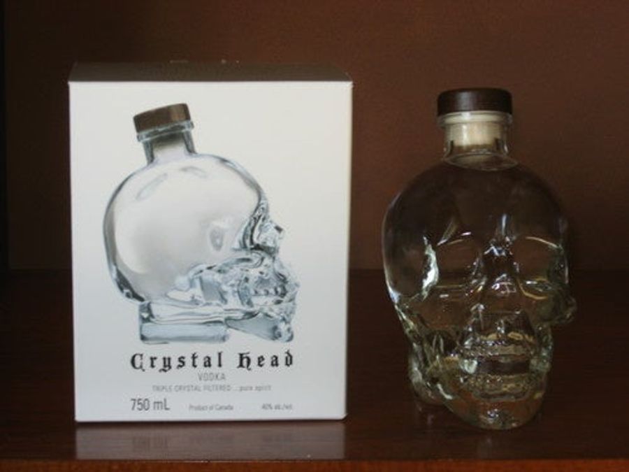 Wake Up, Deadspin Redux: Okay Deadspin, It&#39;s You, Me And This Skull-Shaped Bottle Of Vodka...