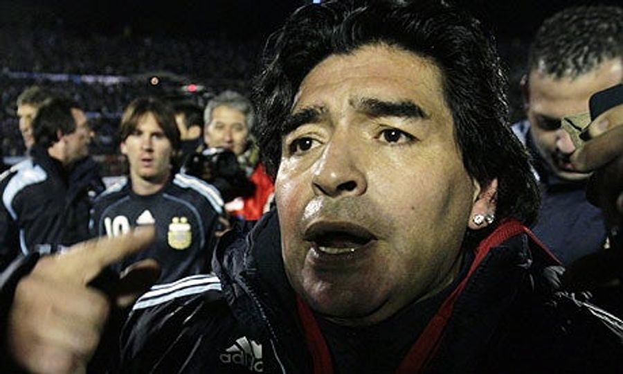 Maradona Tells His Critics To &quot;Suck It&quot;, Also &quot;Keep On Sucking it&quot;