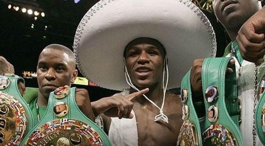 Floyd Mayweather Doesn&#39;t Believe In A Postracial America Either