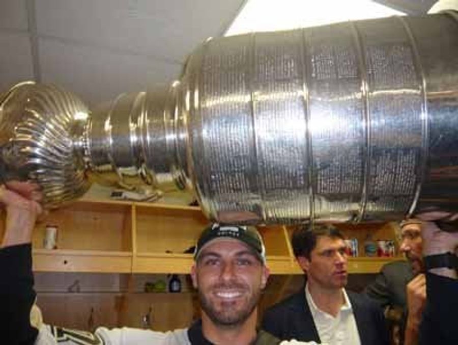 Penguins Fans Crashes Stanley Cup Celebration