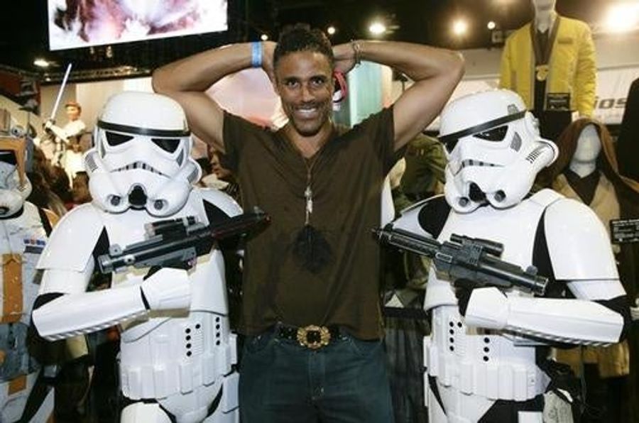 Rick Fox&#39;s Shirt Smell&#39;s Like Greedo&#39;s Taint Or Something