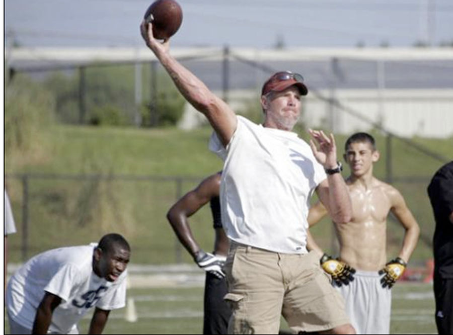 Minnesota Media Treating Favre's (Pending? Inevitable?) Arrival With Restraint