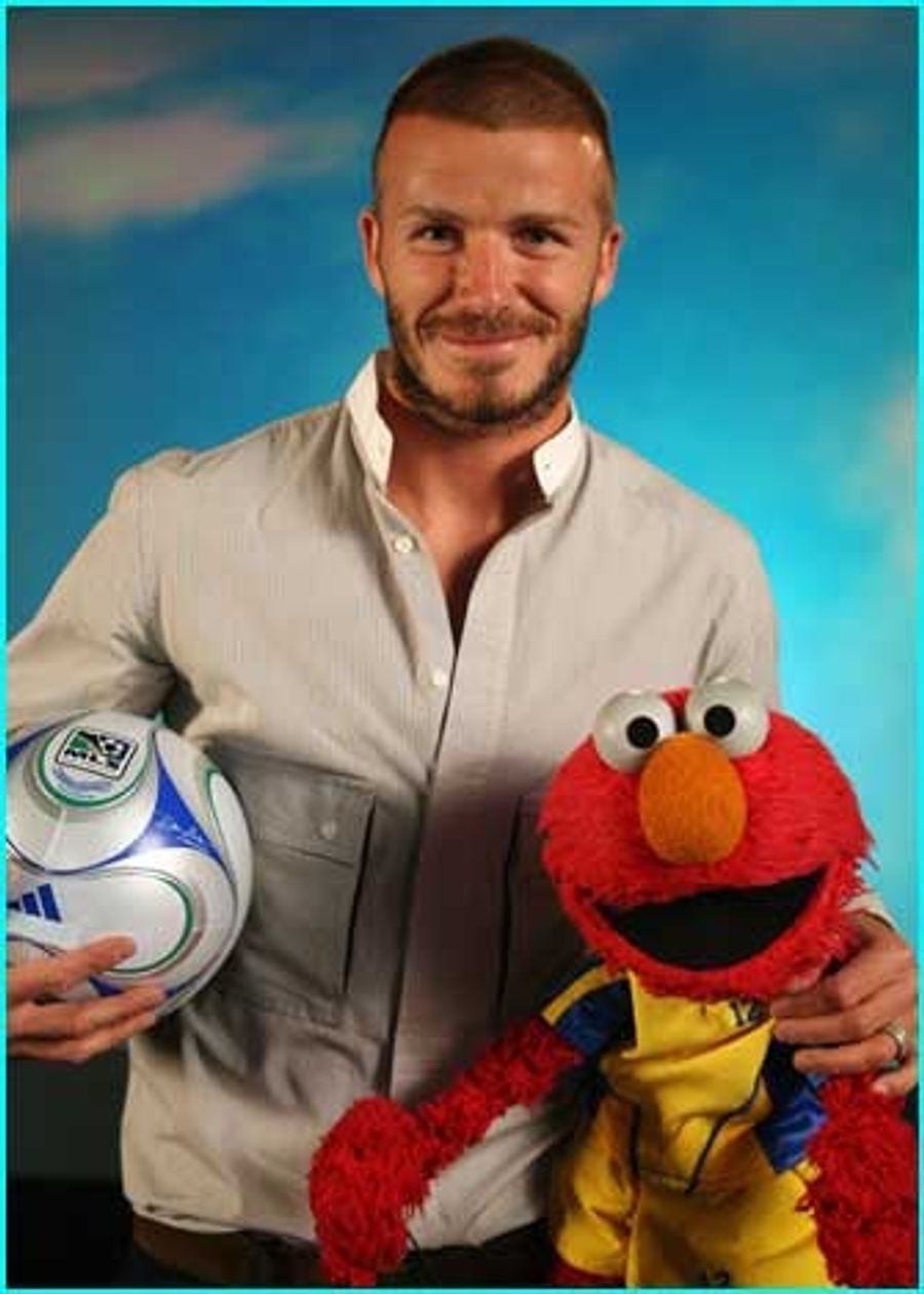 David Beckham Deserves An Imaginary Nobel Peace Prize